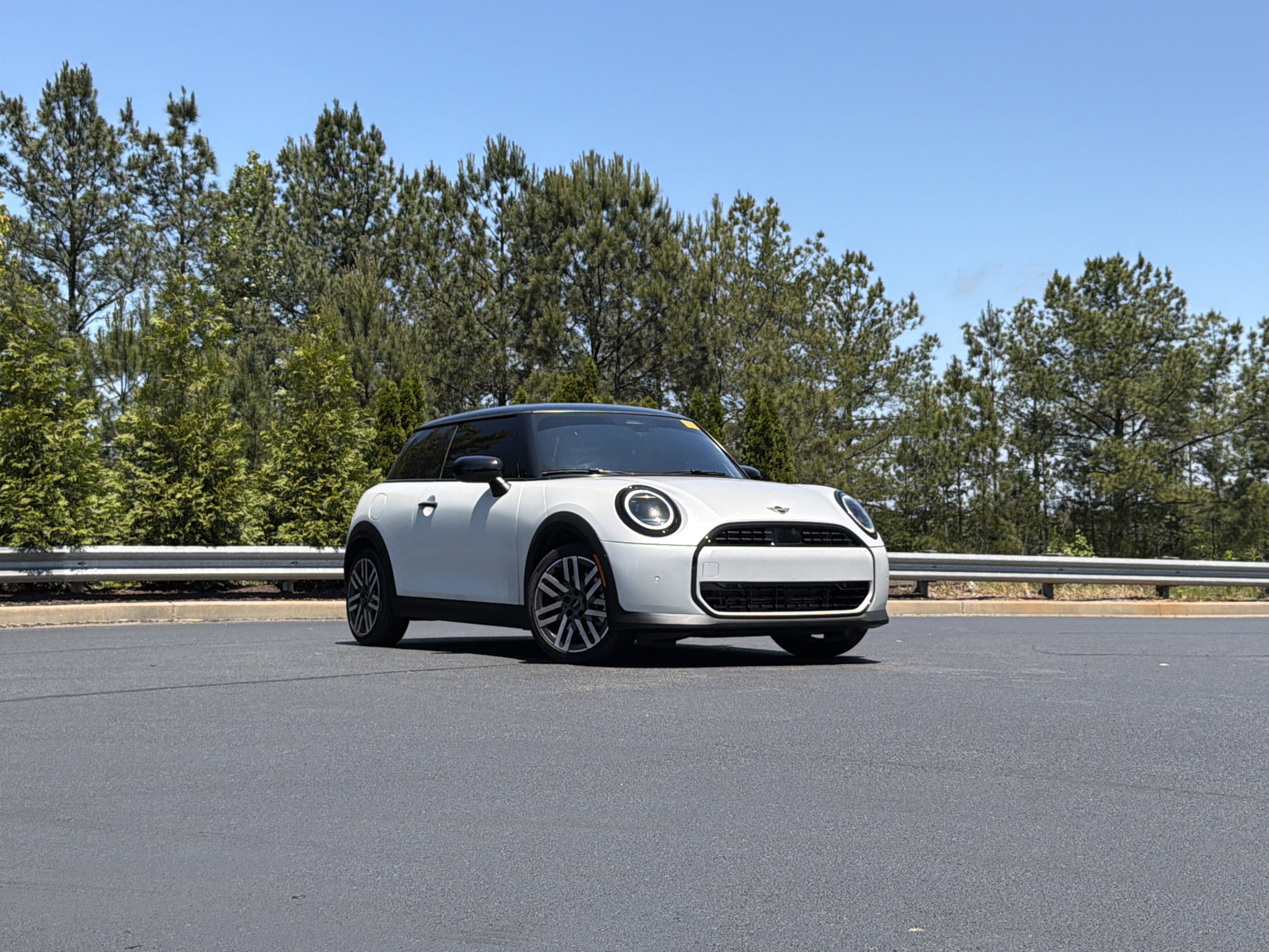 mini hardtop 2 door 2026 WMW13GD02T2X98795 image mini hardtop 2 door 2026 WMW13GD02T2X98795 image